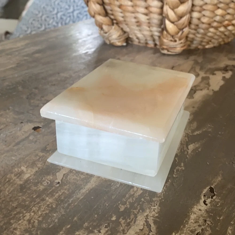 Vintage Marble Hinged Lid Trinket Box Ivory​​​​​​​​